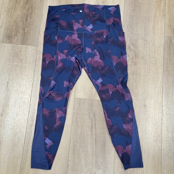 All in Motion Leggings Size XL Navy Blue Purple Abstract Floral Pockets 7/8 L - Picture 3 of 10
